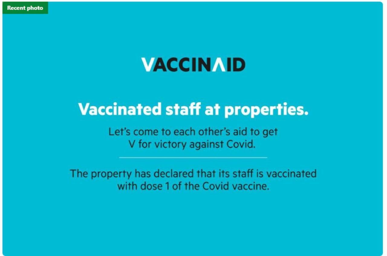 Vaccinated Staff - Oyo Flagship 2131 Hotel Binong Tangerang Esterno foto